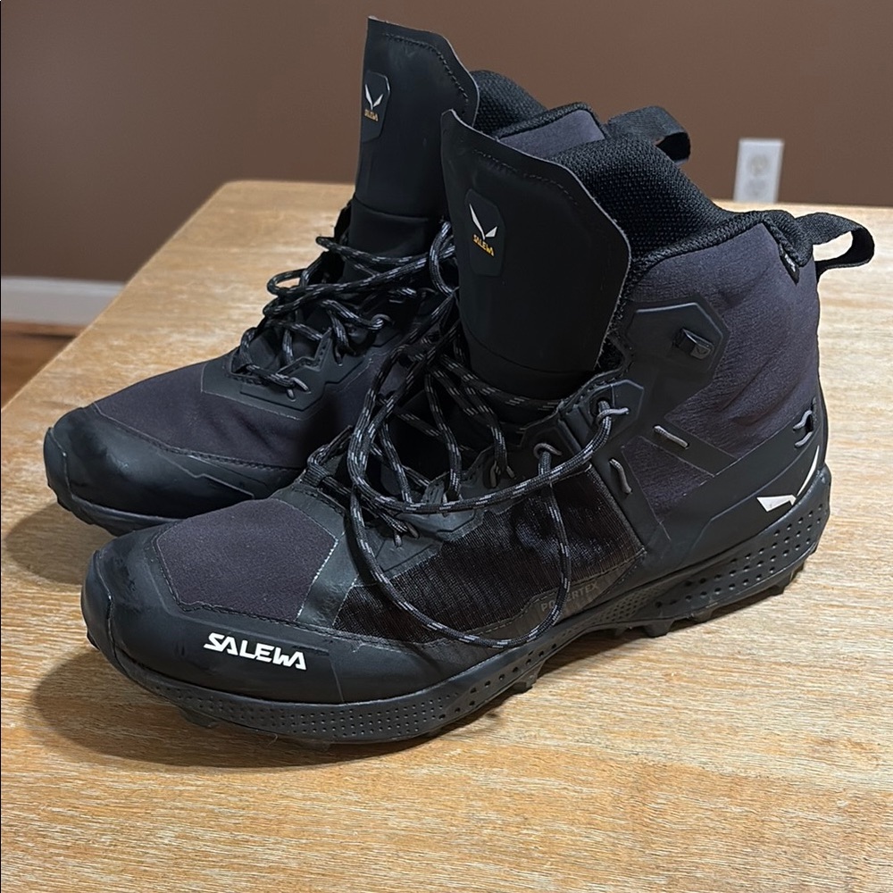 Salewa Pedroc hiking boots